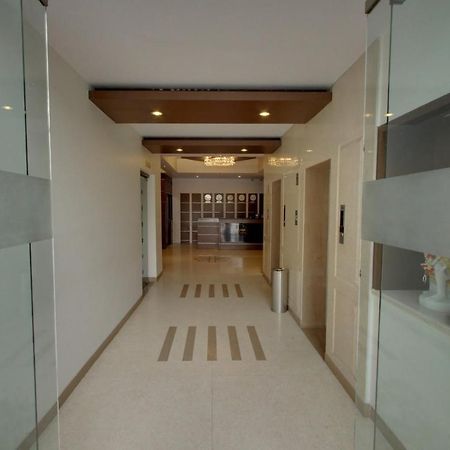 Hotel Bluestone 加济阿巴德 外观 照片