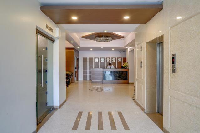 Hotel Bluestone 加济阿巴德 外观 照片